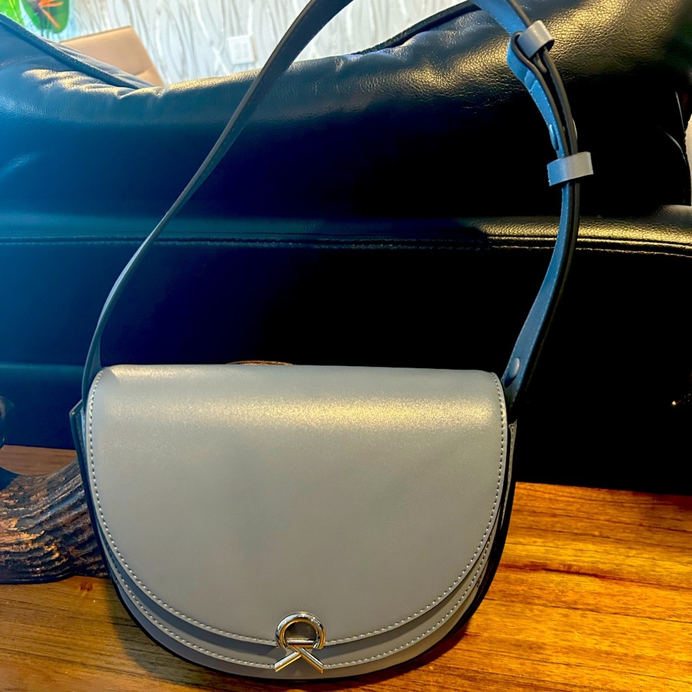 It’s 100% authentic is one of the newest bag that came